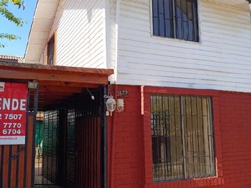 Casa en venta en Casa en plena avenida excelente!! (165257), Puente Alto - 4 dormitorios, 2 baños