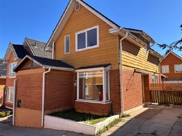 Casa en venta en Condominio Alto Laguna, Valparaíso - 3 dormitorios, 3 baños