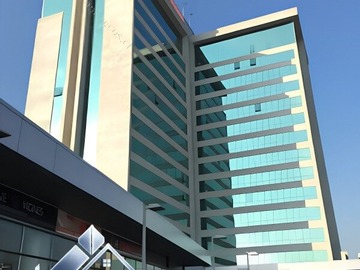 Oficina en arriendo mensual en Pajaritos 3195, Santiago - 1 dormitorio, 1 baño