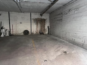Estacionamiento en venta en San Martin con Catedral, Santiago