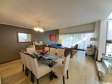 Departamento en venta en Vende - La Dehesa Central, Lo Barnechea - 4 dormitorios, 2 baños