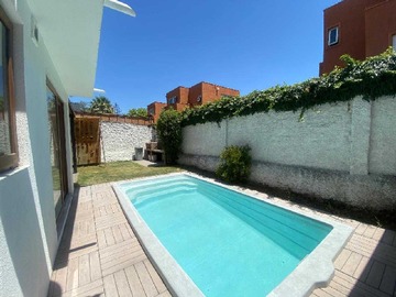 Casa en venta en Casa en Condominio Las Condes | 5 Dormitorios (173691), Las Condes - 5 dormitorios, 4 baños