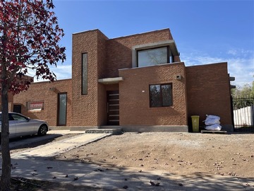 Venta / Casa / Colina