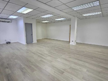 Oficina en arriendo mensual en Oportunidad! Se entrega recien pintada! (178354), Santiago - 1 baño