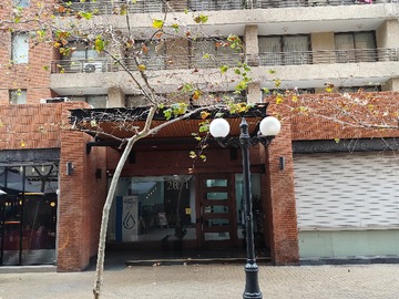 Departamento en arriendo mensual en Se Arrienda Depto Cercano Metro los Leones - 2 dormitorios, 2 baños