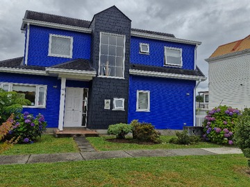 Casa en venta en Avenida dos Esteros, Puerto Montt - 4 dormitorios, 3 baños
