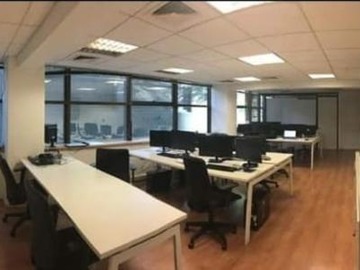 Oficina en venta en Apoquindo - Neveria, Las Condes - 3 baños