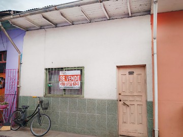 Casa en venta en Venta al Contado Bombero Núñez, Recoleta - 2 dormitorios, 1 baño
