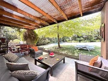 Casa en venta en La reserva, Colina - 4 dormitorios, 4 baños