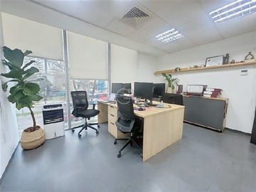 Oficina en arriendo mensual en Avenida Libertad, Viña del Mar - 3 dormitorios, 2 baños