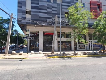 Arriendo Mensual / Local Comercial / Santiago