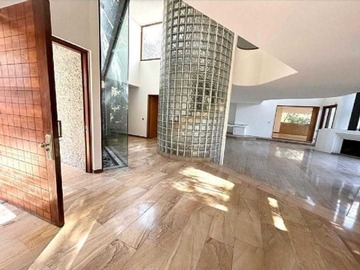 Casa en venta en Gran casa en Lo Curro (112550), Vitacura - 5 dormitorios
