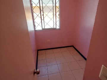 Casa en venta en Casa en venta excelente estado (120206), Santiago - 4 dormitorios, 2 baños