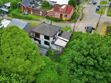 Casa en venta en Casa local comercial excelente ubicacion (95950), Puerto Montt - 5 dormitorios, 2 baños