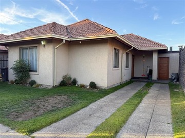 Casa en venta en Las Rastras, Talca - 3 dormitorios, 2 baños