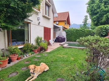 Casa en venta en Vitacura / Estadio Croata, Vitacura - 5 dormitorios, 4 baños
