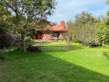 Casa en venta en Anibal pinto, Quillota - 5 dormitorios, 3 baños