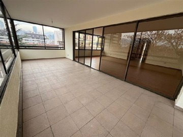 Departamento en venta en Holanda, Providencia - 4 dormitorios, 3 baños