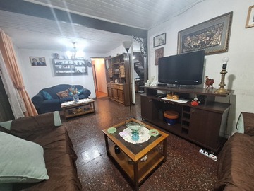 Casa en venta en San francisco 12412, La Pintana - 4 dormitorios, 2 baños