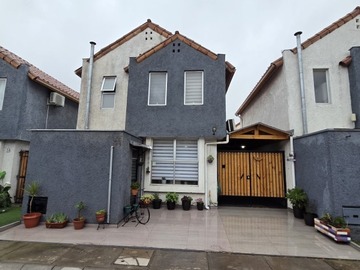 Casa en venta en Independencia 326, Puente Alto - 3 dormitorios, 3 baños
