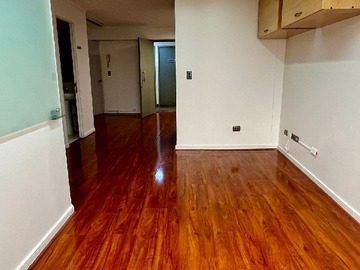 Oficina en arriendo mensual en Los militares, Santiago - 2 baños