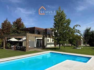 Casa en venta en Venta de casa en Condominio Alto Huilquilemu (87734), Talca - 4 dormitorios, 6 baños