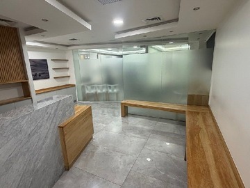 Oficina en venta en Santiago, Los Dominicos Sur, Santiago - 2 baños