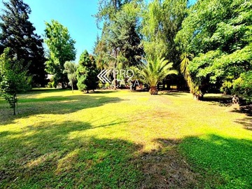 Casa en venta en Vende - San Damian, Las Condes - 5 dormitorios, 3 baños