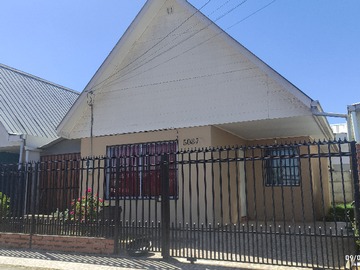 Casa en arriendo mensual en Costanera Chillán 5087, Chillán - 2 dormitorios, 1 baño