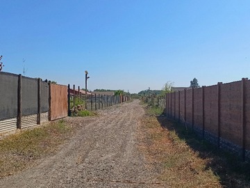 Parcela en venta en Casa en Parcela de 5000 Mt2 Hulquen Paine - 4 dormitorios, 2 baños