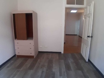 Casa en arriendo mensual en Casa a 4 cuadras de la Estación Puerto. (170323), Viña del Mar - 2 dormitorios, 1 baño