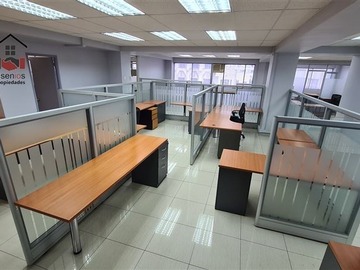 Oficina en arriendo mensual en teatinos con Huérfanos, Santiago - 4 dormitorios, 7 baños