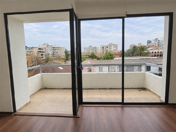 Departamento en venta en Ricardo Lyon /Campus oriente, Ñuñoa - 3 dormitorios, 2 baños