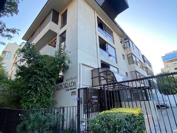 Oficina en arriendo mensual en Oficina de 3 privados 1b con estacionamiento (178068), Providencia - 3 dormitorios, 1 baño