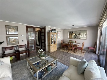 Departamento en venta en Carlos Lira Infante, Las Condes - 4 dormitorios, 4 baños