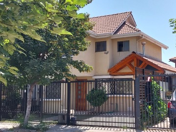 Casa en venta en Pukara de Lasana 02738, Puente Alto - 3 dormitorios, 3 baños
