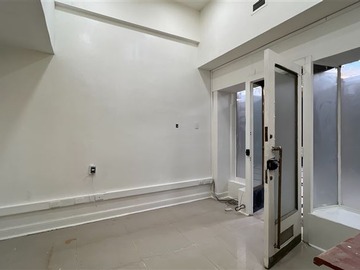Venta / Local Comercial / Santiago