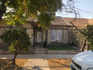 Casa en venta en Avenida Central 1603, Independencia, Región Metropolitana de Santiago 8380000, Chile, Independencia - 5 dormitorios, 1 baño
