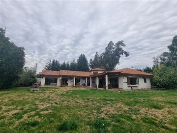 Casa en arriendo mensual en Liray, Colina, Colina - 4 dormitorios, 4 baños
