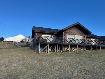 Casa en venta en Country pucón, Villarrica - 3 dormitorios, 2 baños