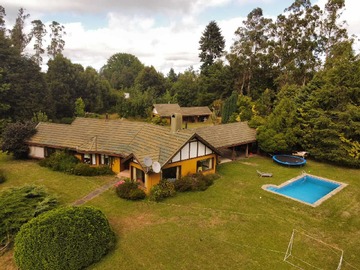 Casa en arriendo mensual en Arrienda hermosa casa a min de pitrufquen (52559), Freire - 4 dormitorios, 3 baños