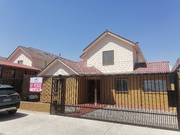 Casa en venta en Amplia casa con piscina (143430), Lampa - 3 dormitorios, 3 baños