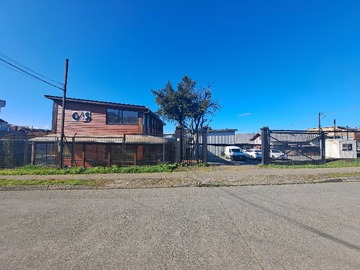Oficina en venta en Venta oficinas para empresas (76027), Puerto Montt - 4 baños