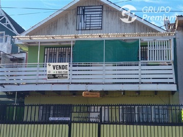 Casa en venta en Alcalde Cartagena esq. Hermanos Tobar, Cartagena - 9 dormitorios, 3 baños