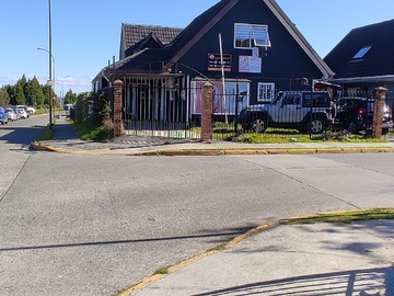 Casa en venta en Puerto Montt, Puerto Montt - 10 dormitorios, 4 baños