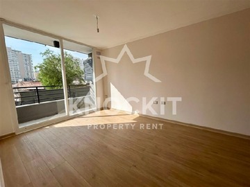 Departamento en arriendo mensual en Briones Luco 077, La Cisterna - 2 dormitorios, 2 baños