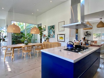 Casa en venta en Cocina Integrada - Diseño Contemporáneo (160323), Colina - 4 dormitorios, 4 baños