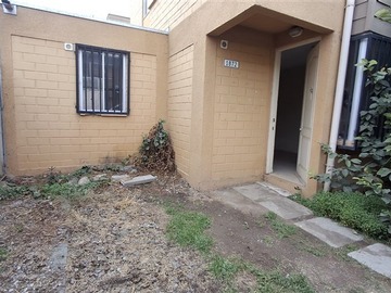 Casa en venta en Pasaje La Cueca N°1872, Lampa - 2 dormitorios, 1 baño