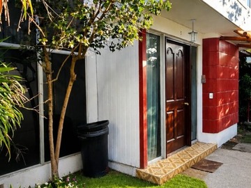 Casa en venta en 1 norte con los aromos, Viña del Mar - 3 dormitorios, 2 baños