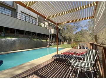Casa en arriendo mensual en Península Del León, Aculeo, 3D 2B. Piscina Quincho, Paine - 3 dormitorios, 2 baños